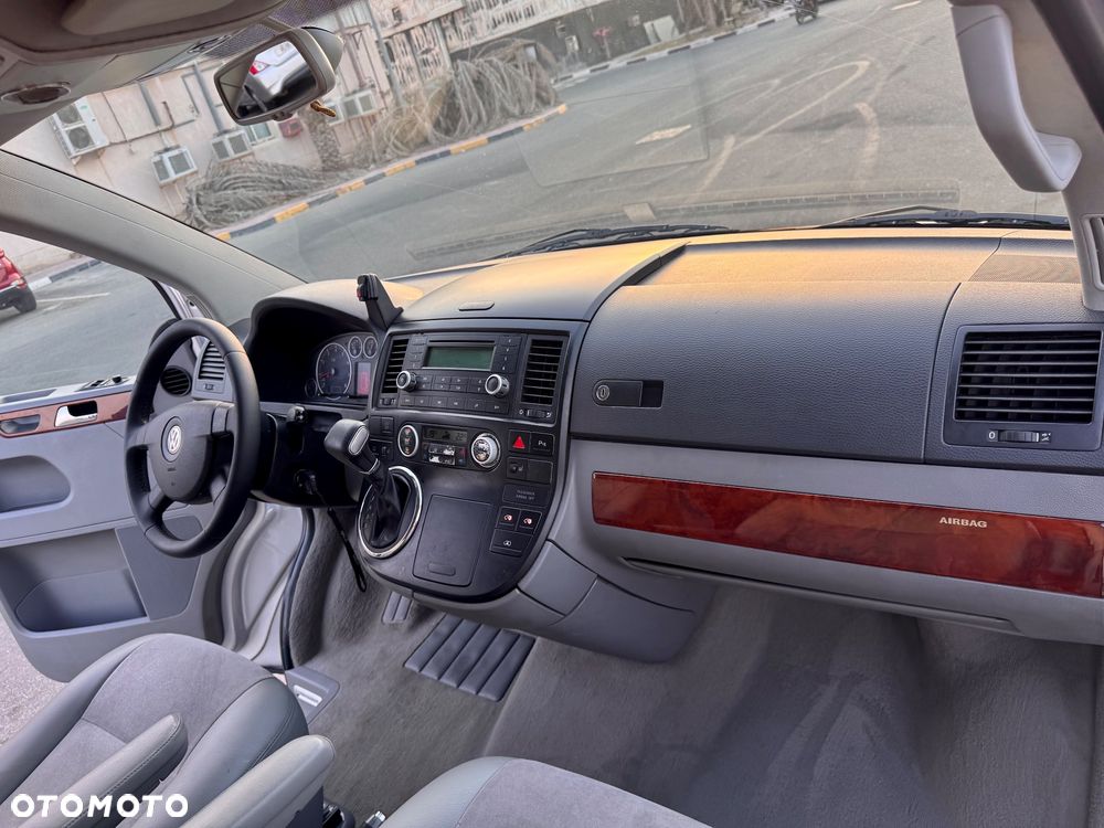 Volkswagen Multivan L1 Highline - 27