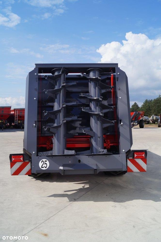Perard Rozrzutnik Obornika Optium CE 170-L - 10