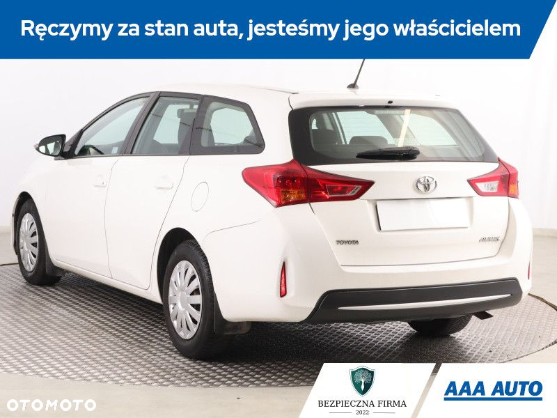Toyota Auris - 5