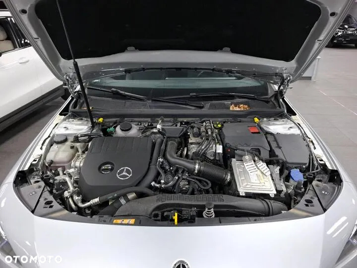 Mercedes-Benz CLA 200 AMG Line 7G-DCT - 10