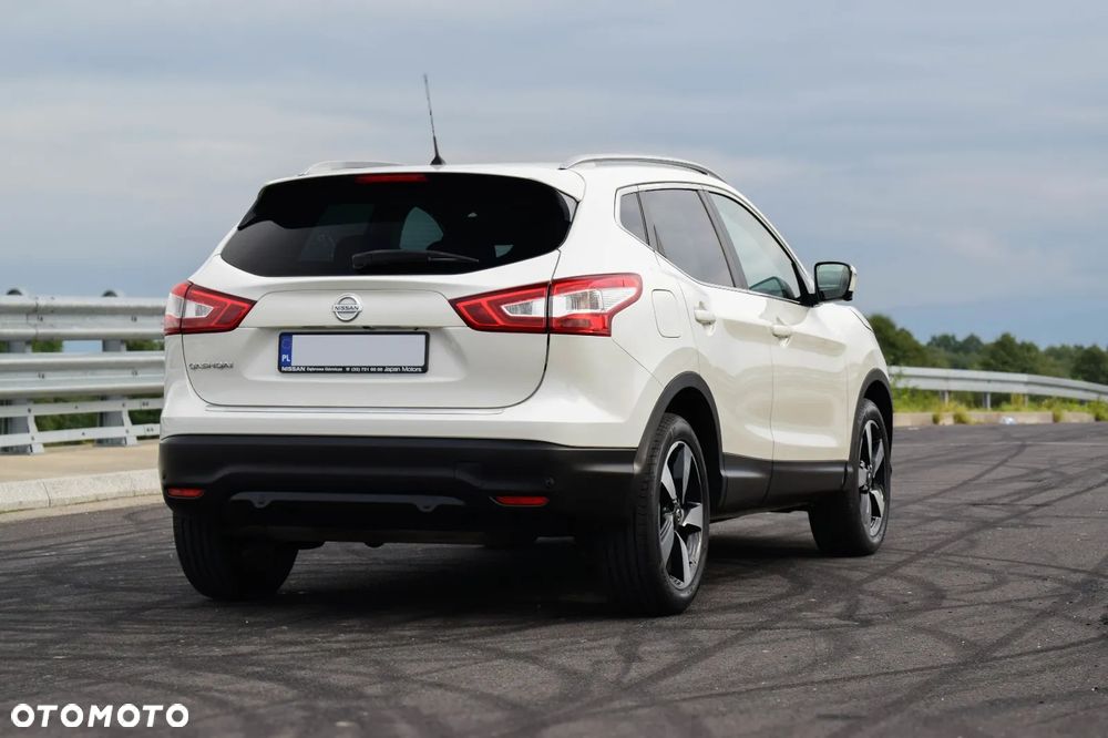 Nissan Qashqai 1.2 DIG-T N-Connecta - 3