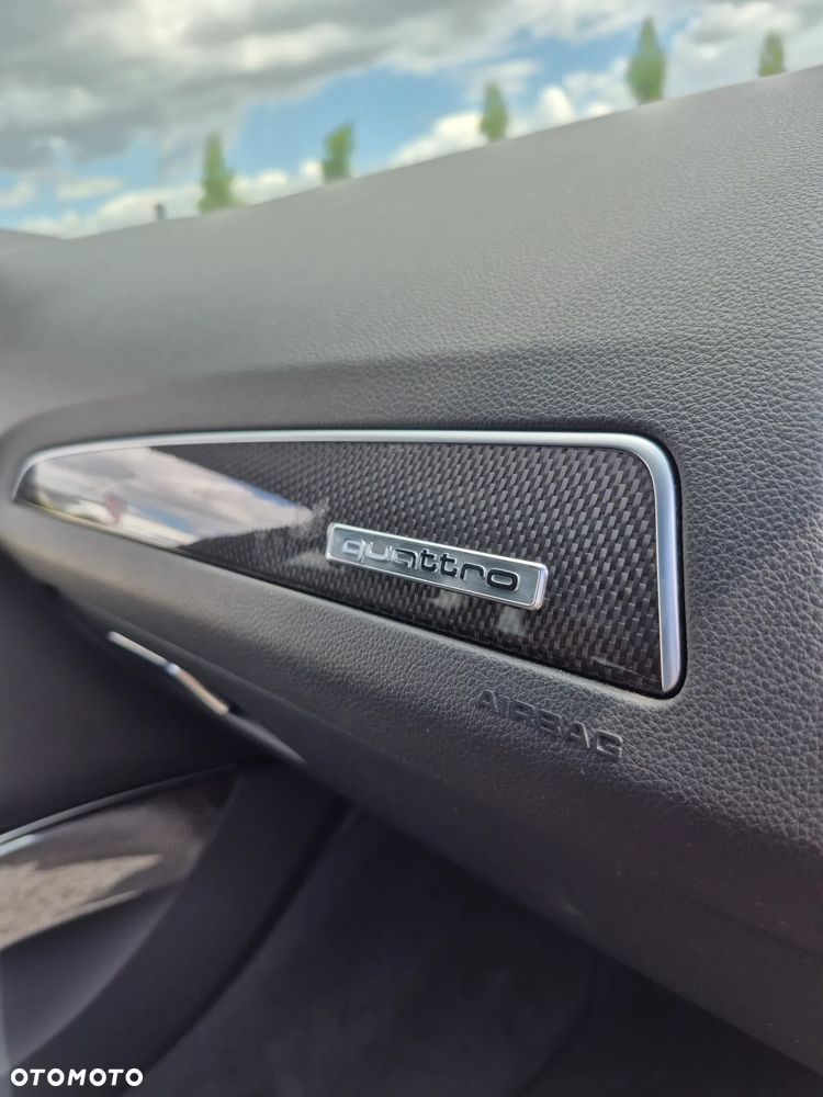 Audi SQ5 - 30