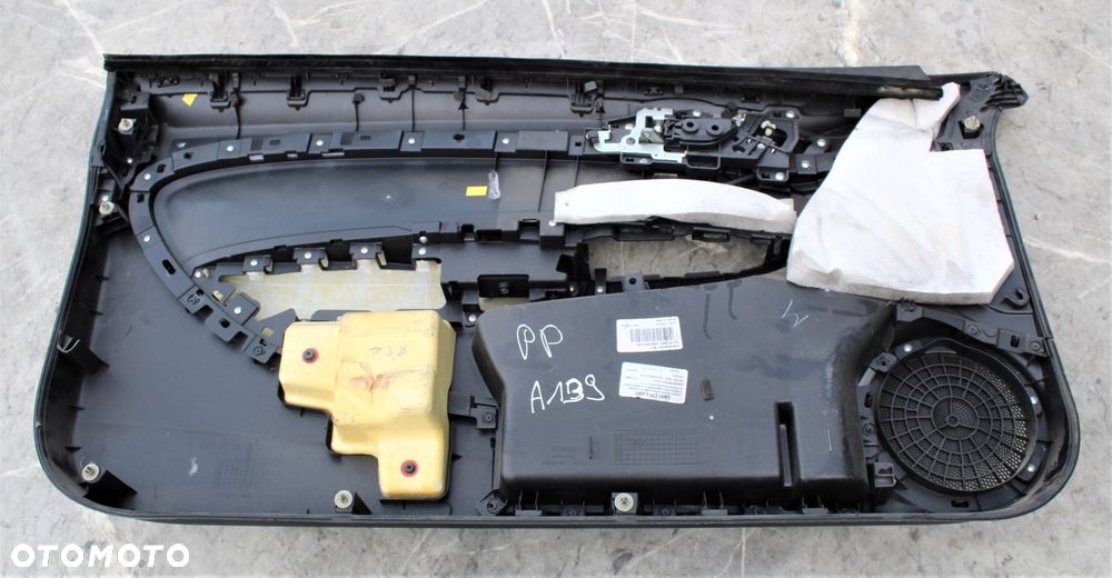 BOCZEK TAPICER PRAWY PRZÓD HONDA CIVIC VIII UFO 3D - 4