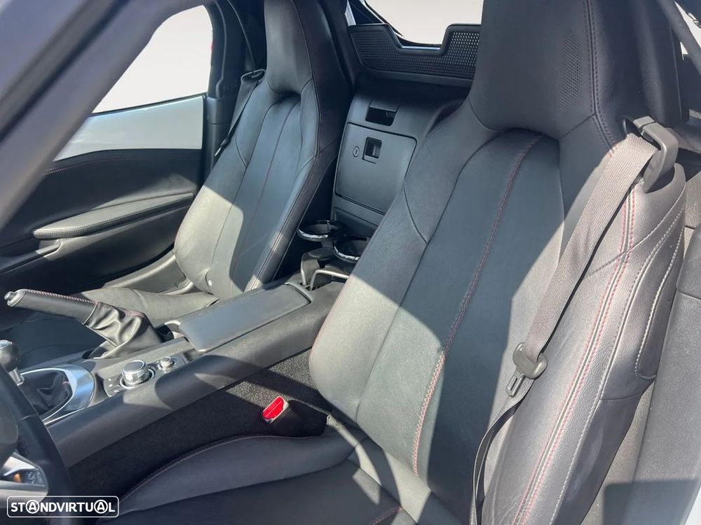 Mazda MX-5 MZR 1.5 Sky.Excellence Navi - 15