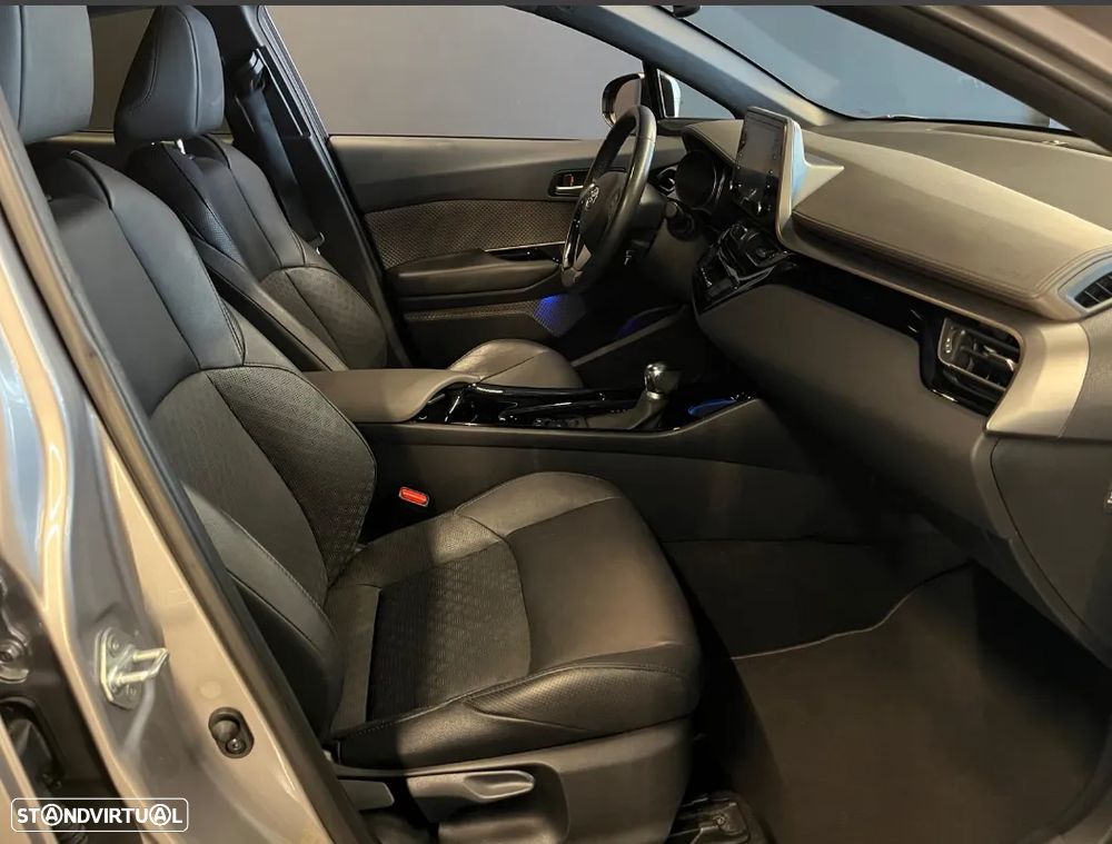 Toyota C-HR 1.8 HSD Exclusive+P.Luxury - 10