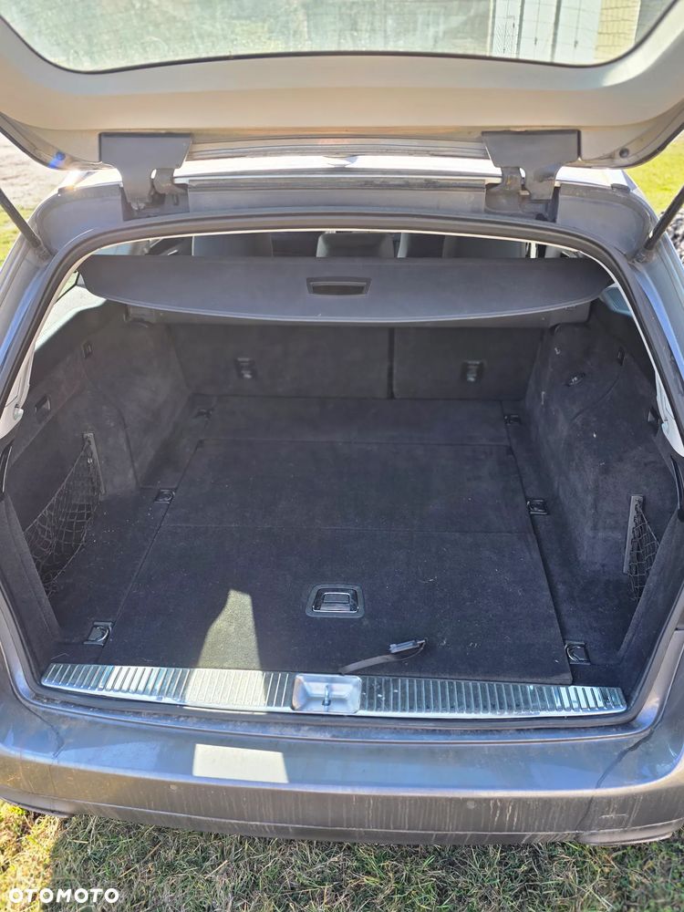 Mercedes-Benz Klasa E - 18