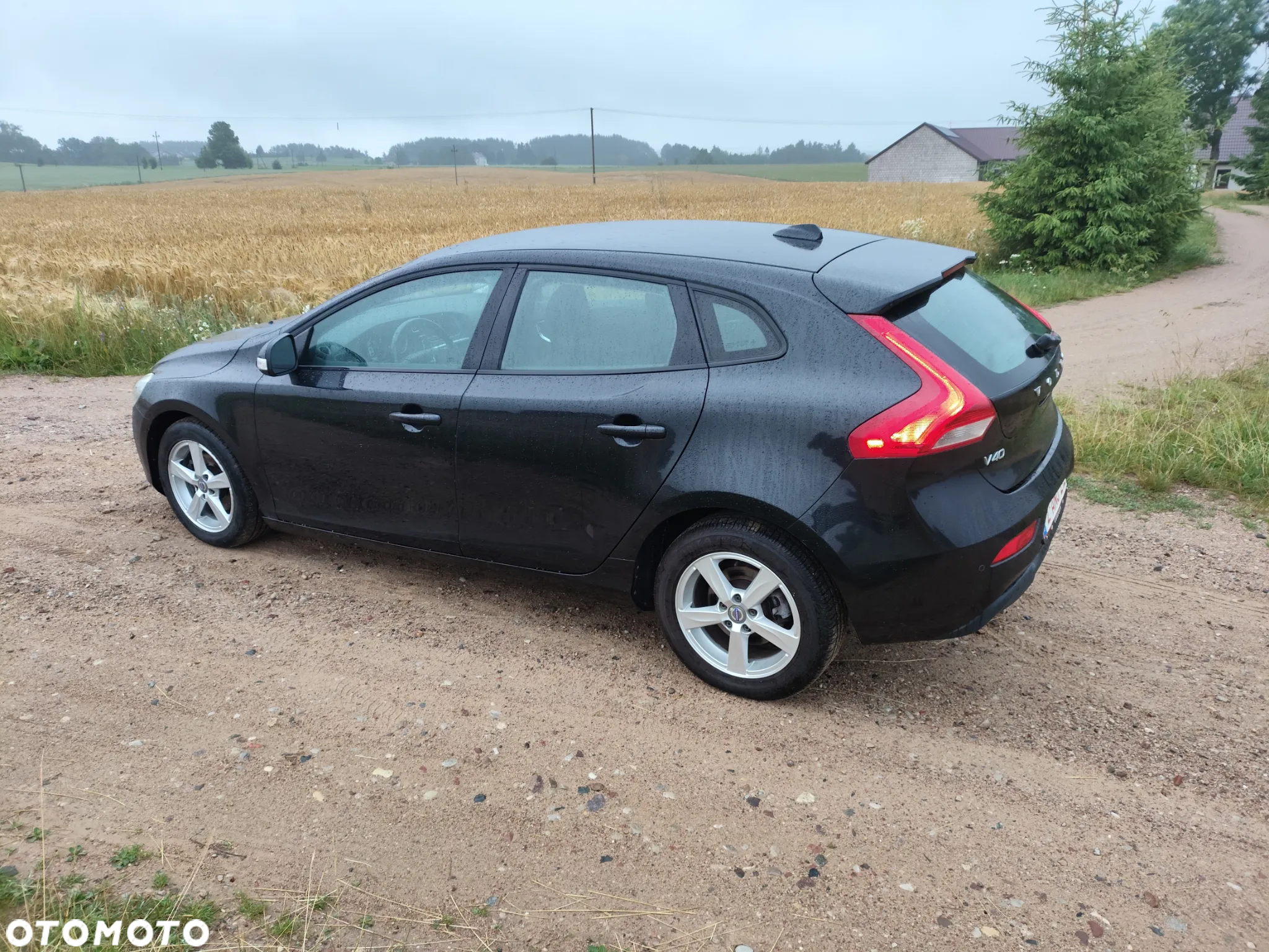 Volvo V40 D2 Summum - 3