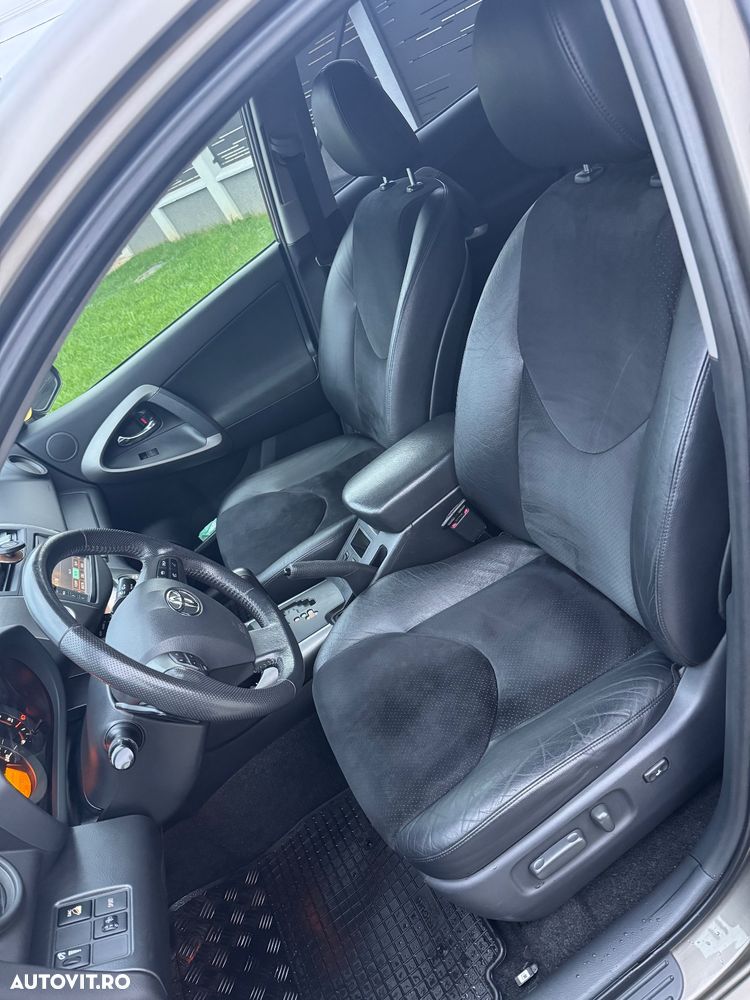 Toyota RAV4 2.2 D-4D 4x4 Automatik Travel - 10