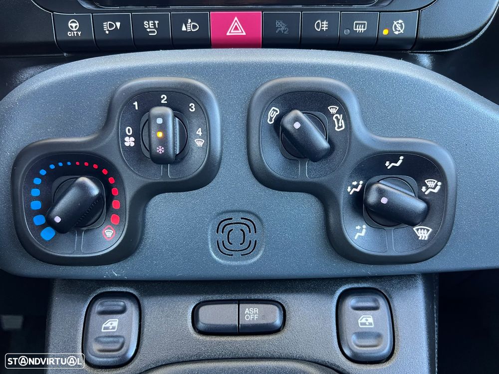 Fiat Panda 1.2 Lounge S&S - 11