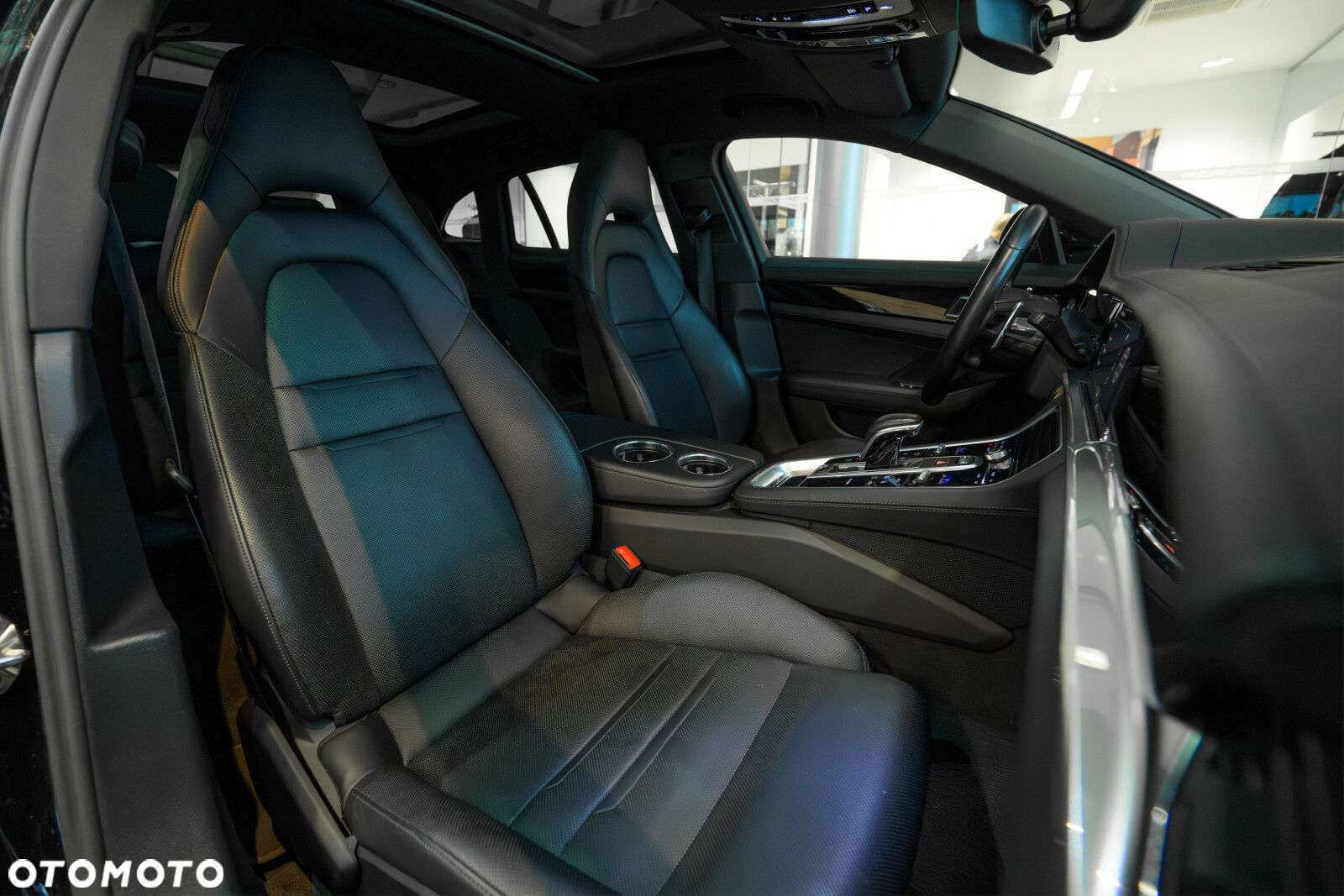 Porsche Panamera - 14