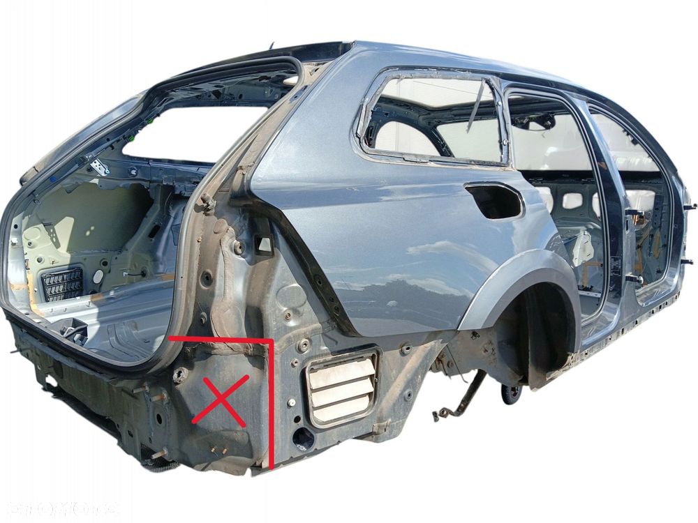 BŁOTNIK PRAWY TYŁ VOLVO V90 CC LAK: 492-46 (16-20) - 3