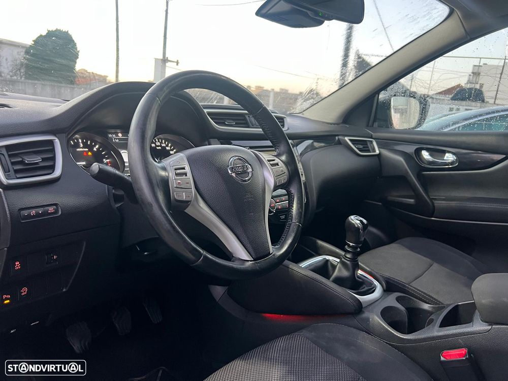 Nissan Qashqai 1.5 dCi DPF acenta - 8