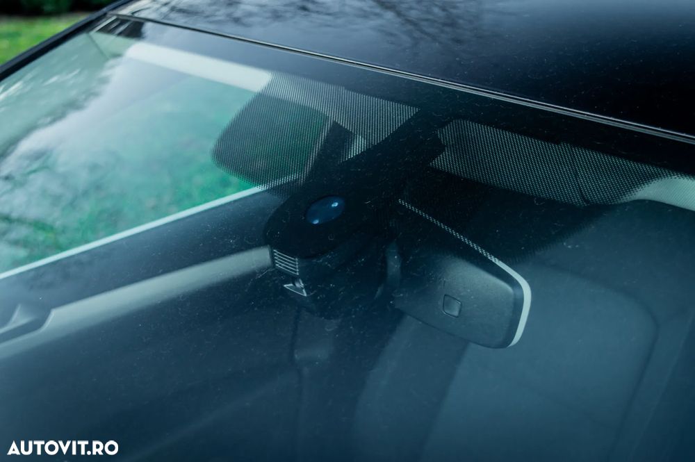 Volkswagen Passat 2.0 TDI SCR Highline - 14