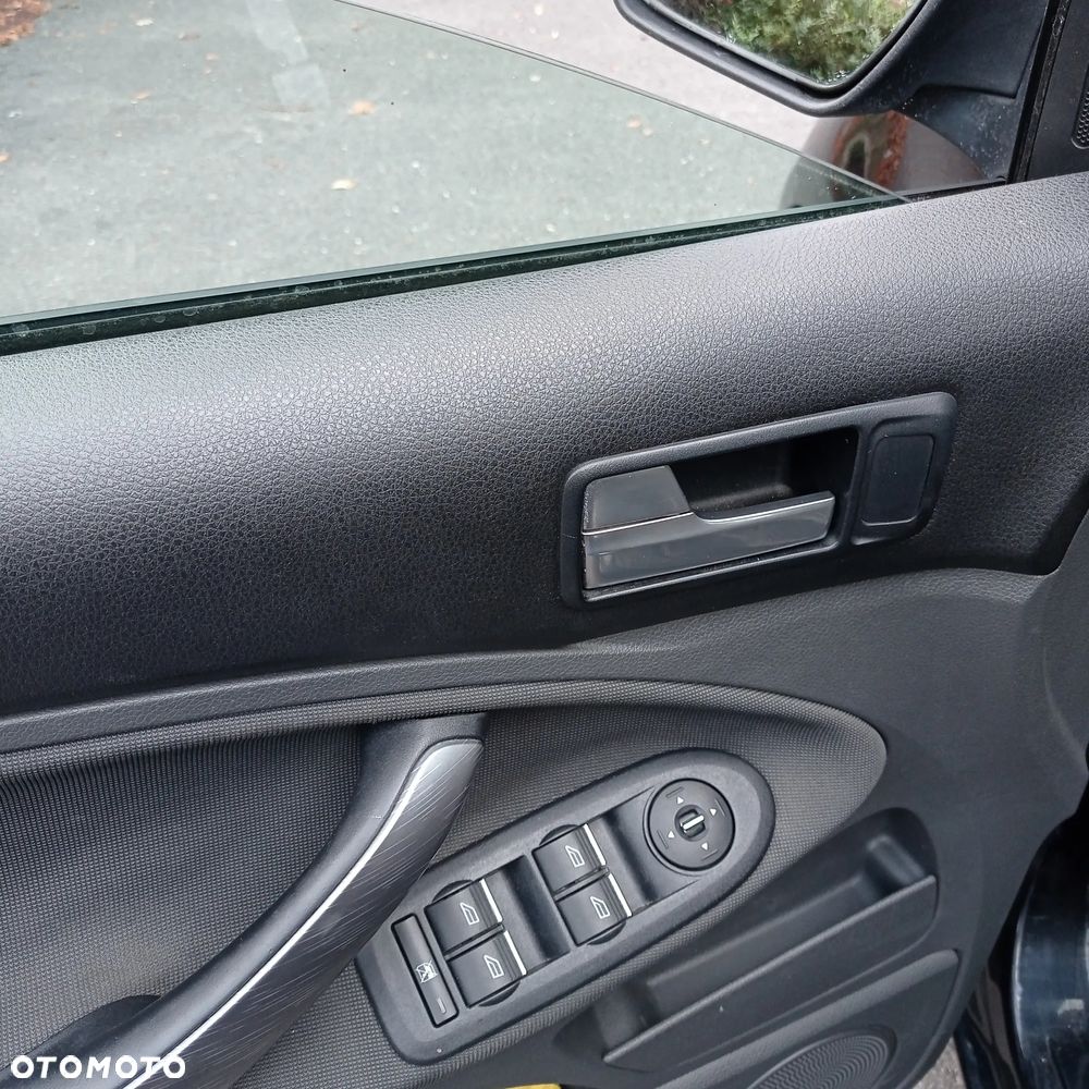 Ford C-MAX 1.6 Trend - 10