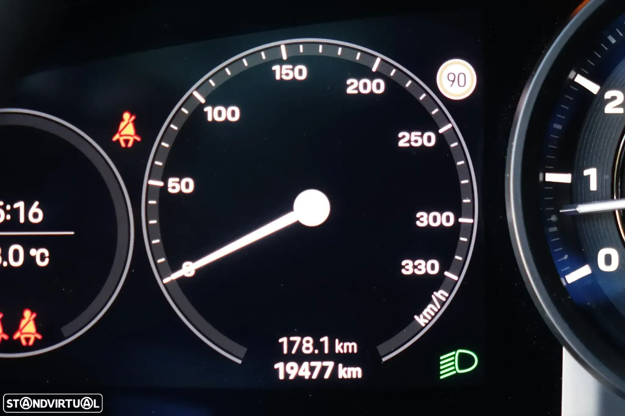 Porsche 911 (992) Carrera 4 GTS PDK - 11