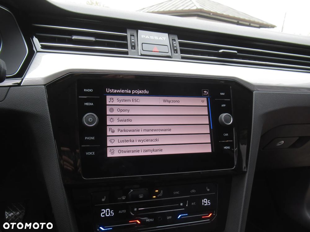 Volkswagen Passat 2.0 TDI EVO Business - 24