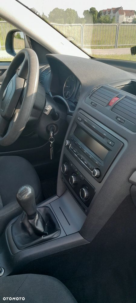 Skoda Octavia 1.6 Classic - 16