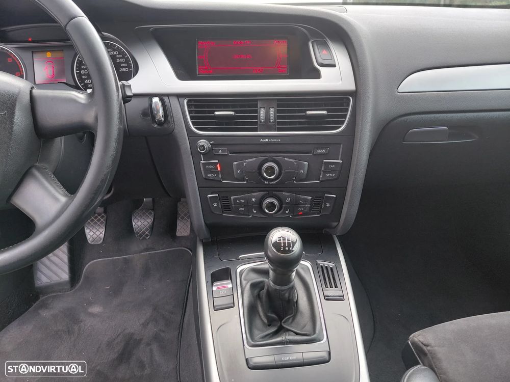 Audi A4 Avant 2.0 TDI Sport - 11