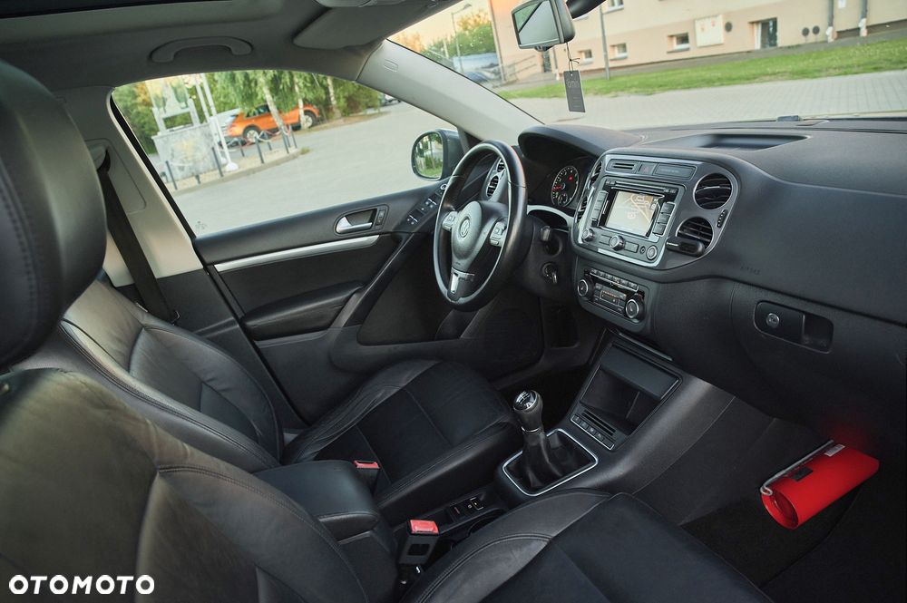 Volkswagen Tiguan 1.4 TSI BlueMotion Technology Exclusive - 34