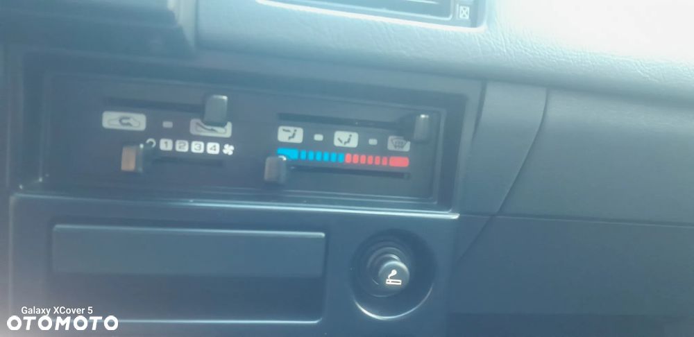 Nissan Sunny - 17