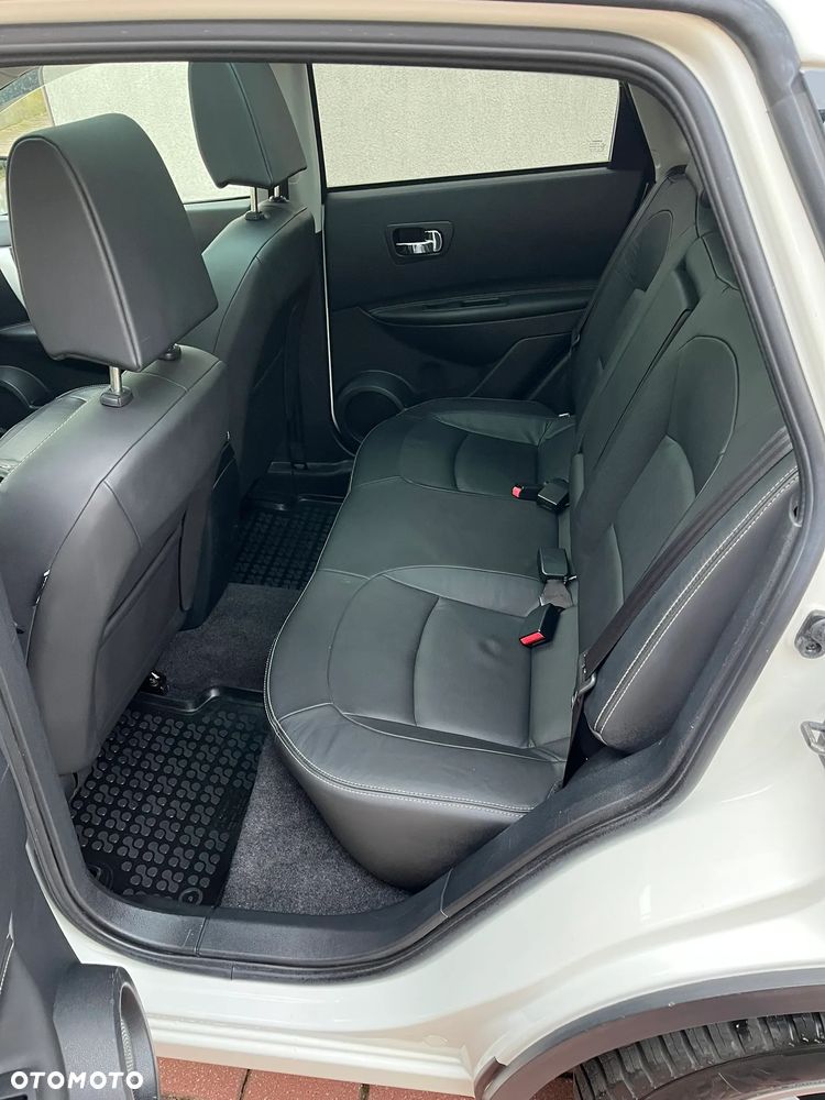 Nissan Qashqai 2.0 4 x 4 tekna - 25