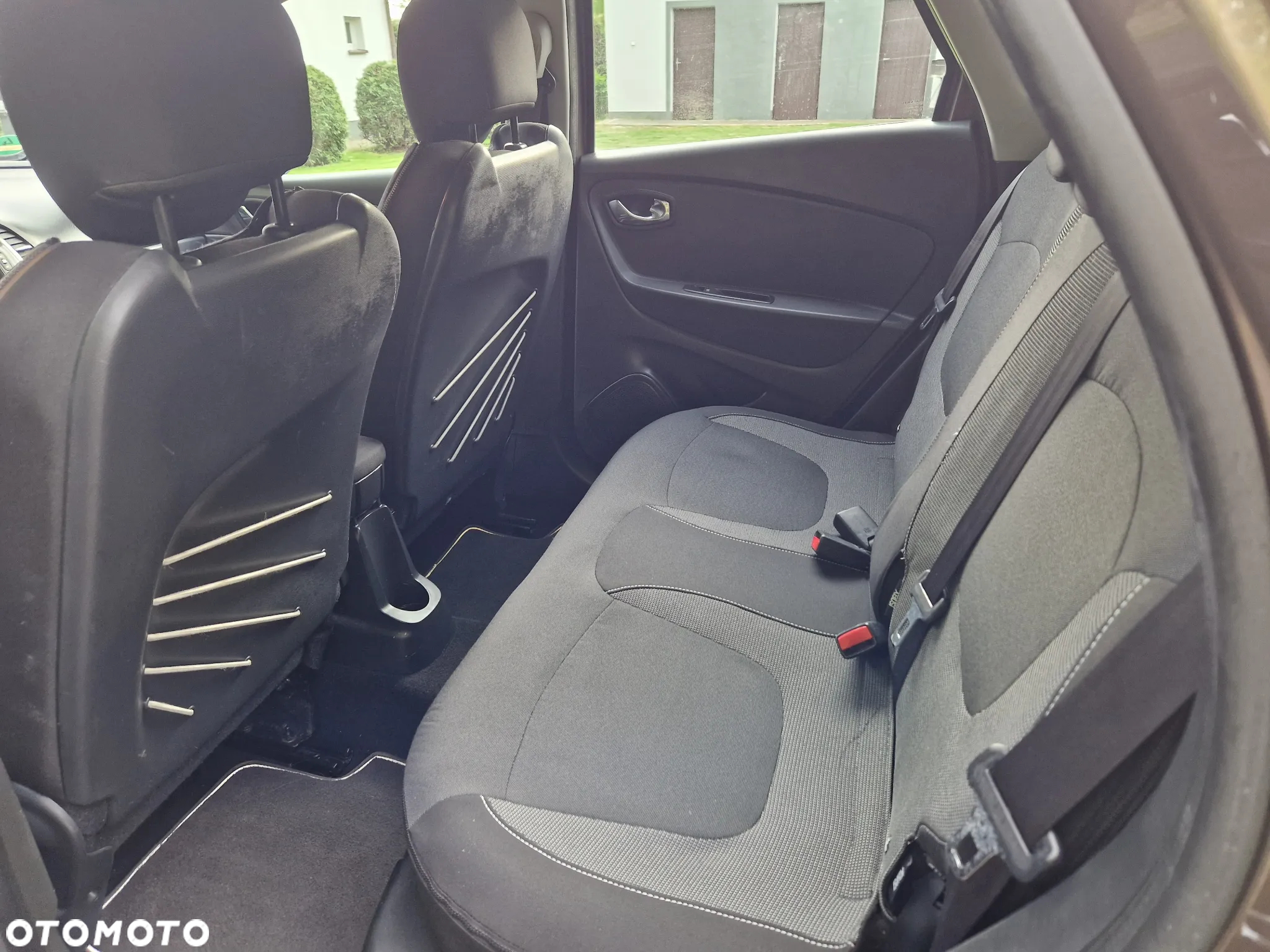 Renault Captur - 13