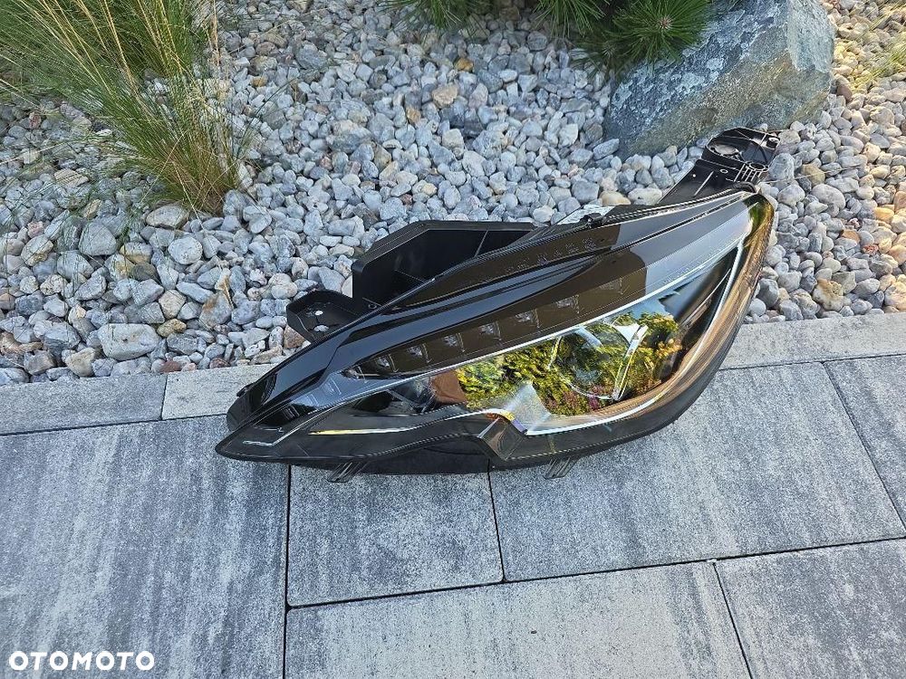 PEUGEOT 308 T9 LIFT Lampa lewa przód Full Led Technology 1618000380-00 - 2