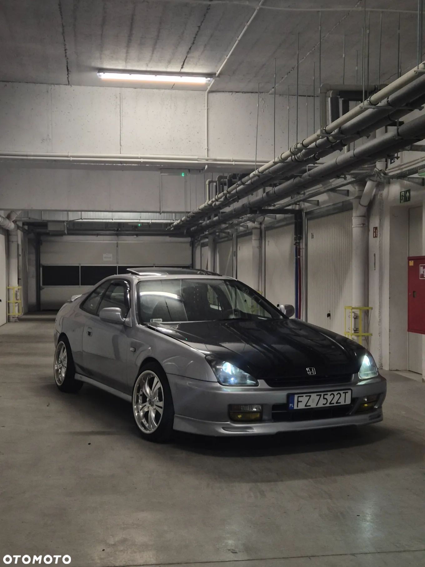 Honda Prelude 2.0i-16 - 1