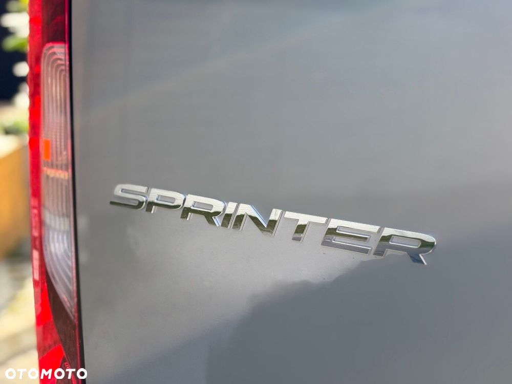 Mercedes-Benz Sprinter Furgon 319 CDI - 9