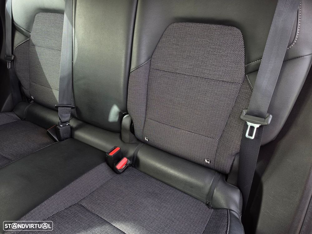 Renault Captur E-TECH 160 INTENS - 16