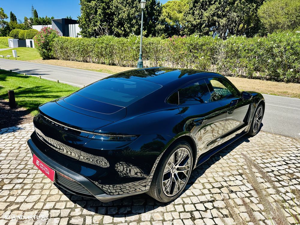 Porsche Taycan Standard - 10