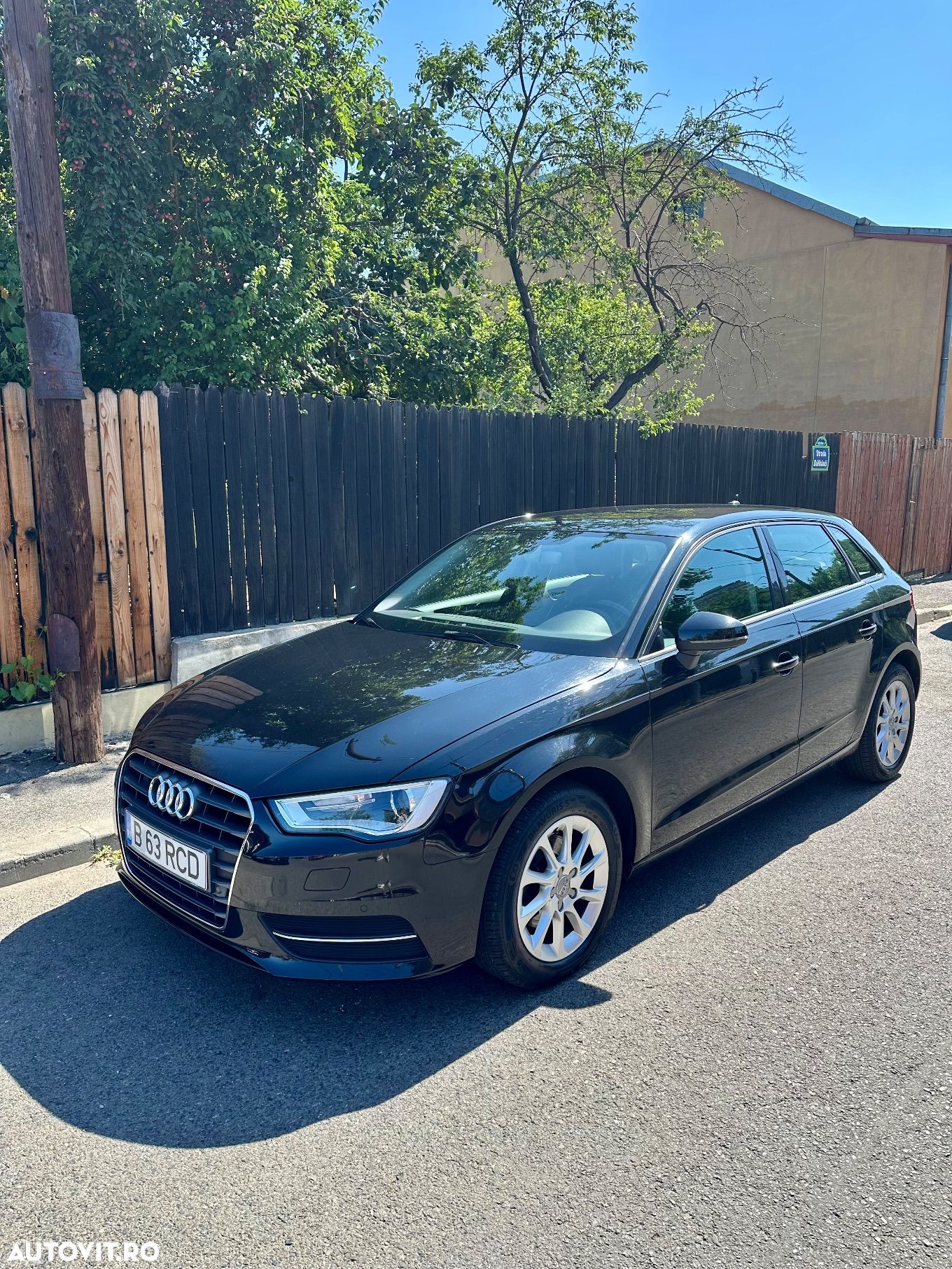 Audi A3 1.6 TDI Sportback (clean diesel) S tronic Ambition - 1