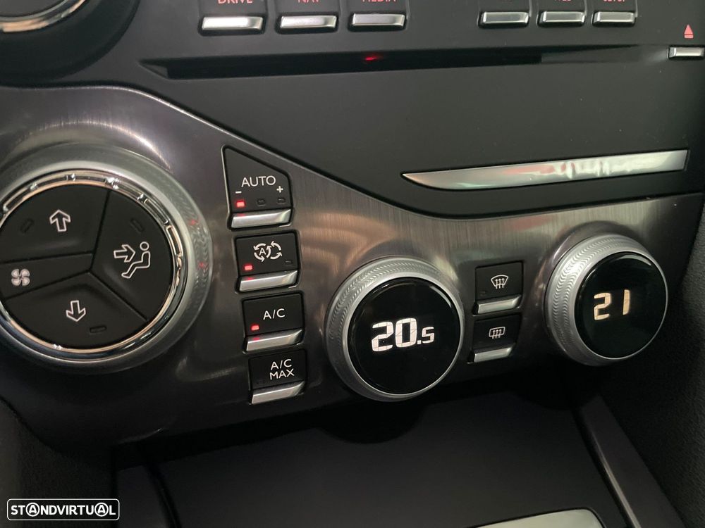 DS DS5 5 2.0 Hybrid4 Sport Chic - 27