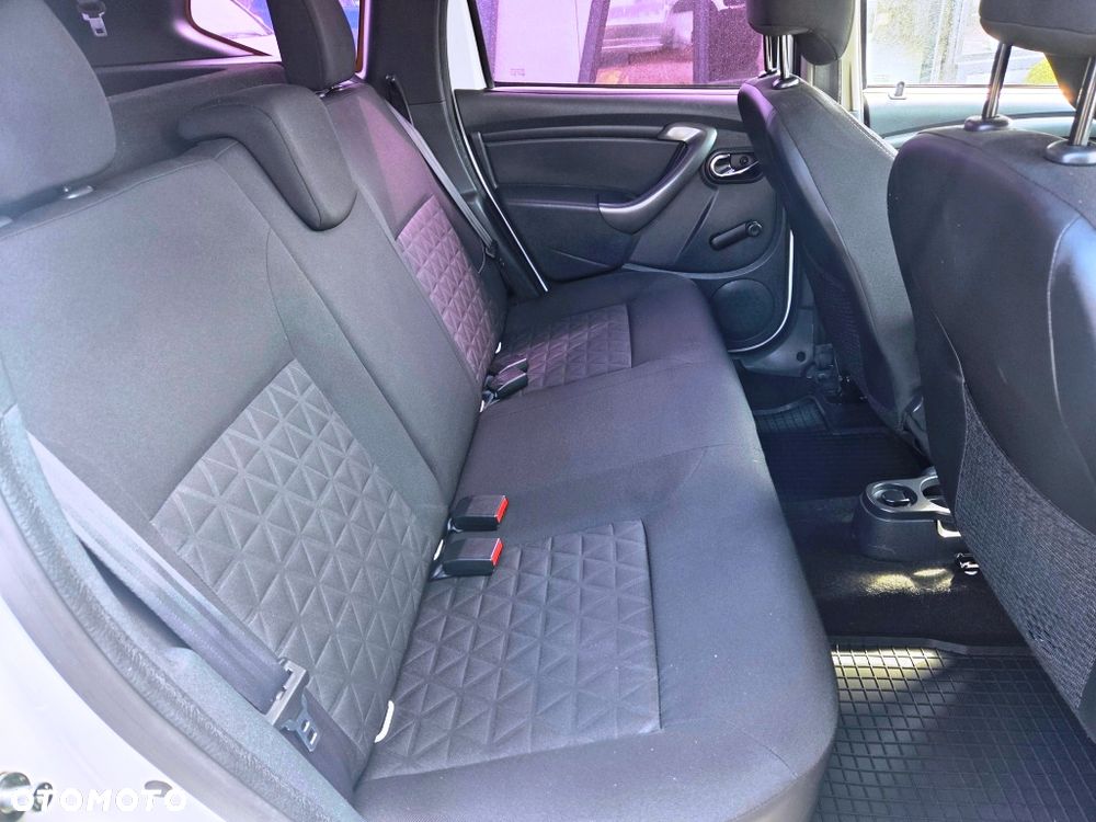 Dacia Duster 1.6 16V 105 4x2 Prestige - 27