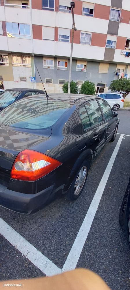 Renault Mégane 1.5 dCi Confort Authentique - 1