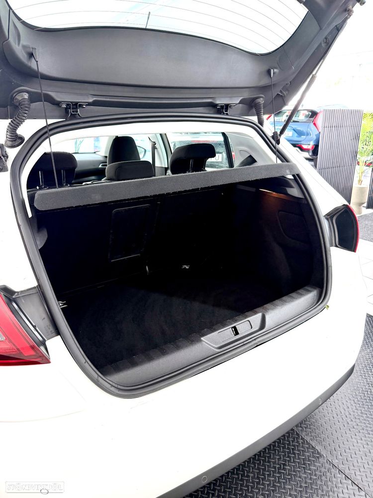 Peugeot 308 1.5 BlueHDi Allure - 16
