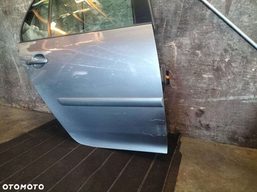DRZWI KOMPLETNE PRAWY TYŁ VOLKSWAGEN GOLF V HB 5D LA7T - 3