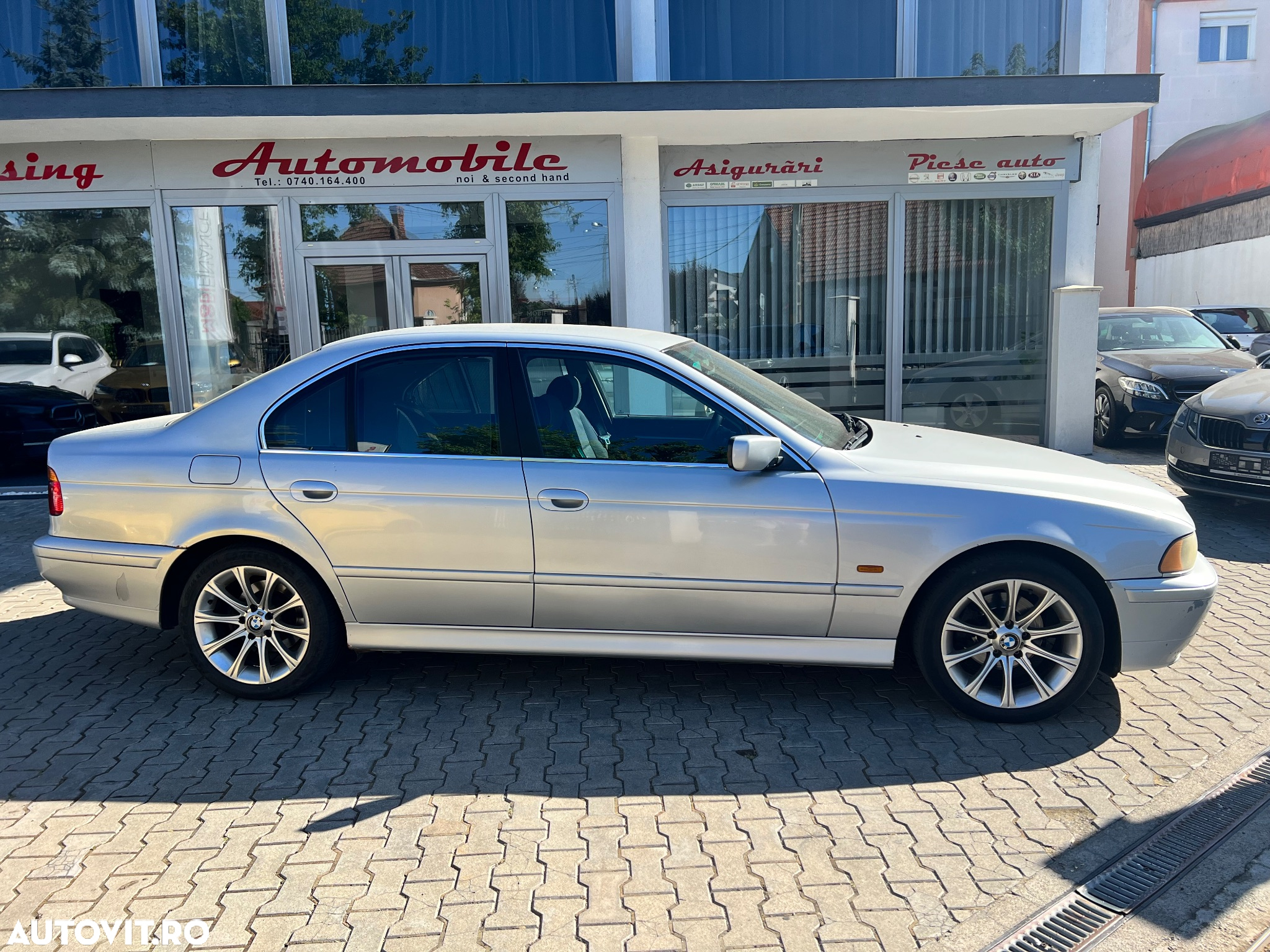 BMW Seria 5 520d Touring - 2