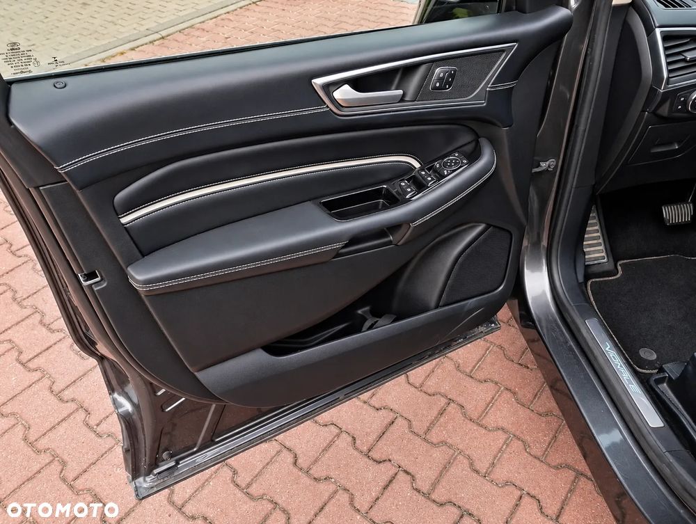Ford Edge - 12