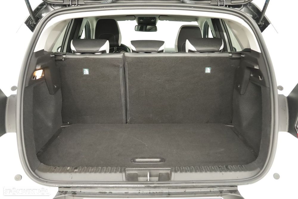 Renault Captur 1.0 TCe Techno Bi-Fuel - 26