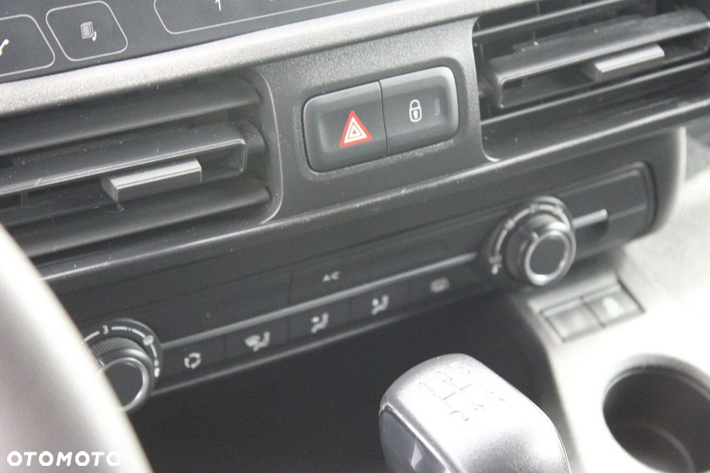 Opel Combo - 23