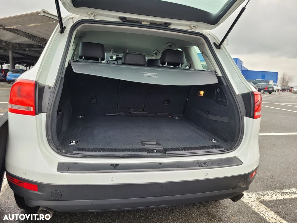 Volkswagen Touareg 3.0 V6 TDI BMT - 11
