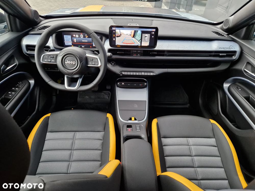 Jeep Avenger 1.2 T3 mHEV The North Face 4xe eDCT6 - 11