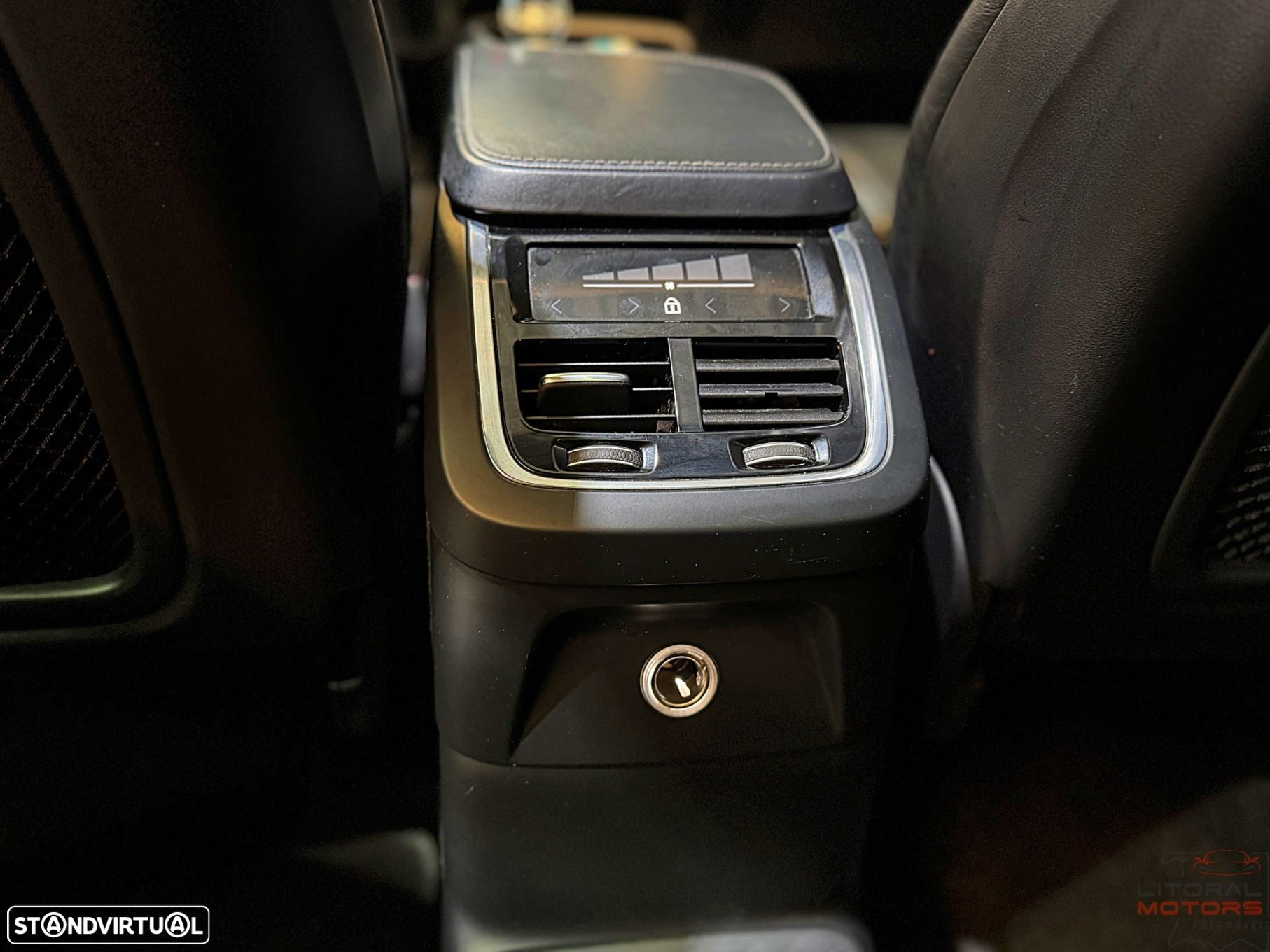 Volvo XC 90 2.0 T8 PHEV Inscription Expression AWD - 39