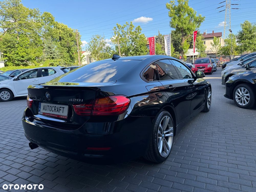 BMW Seria 4 428i Sport Line - 24