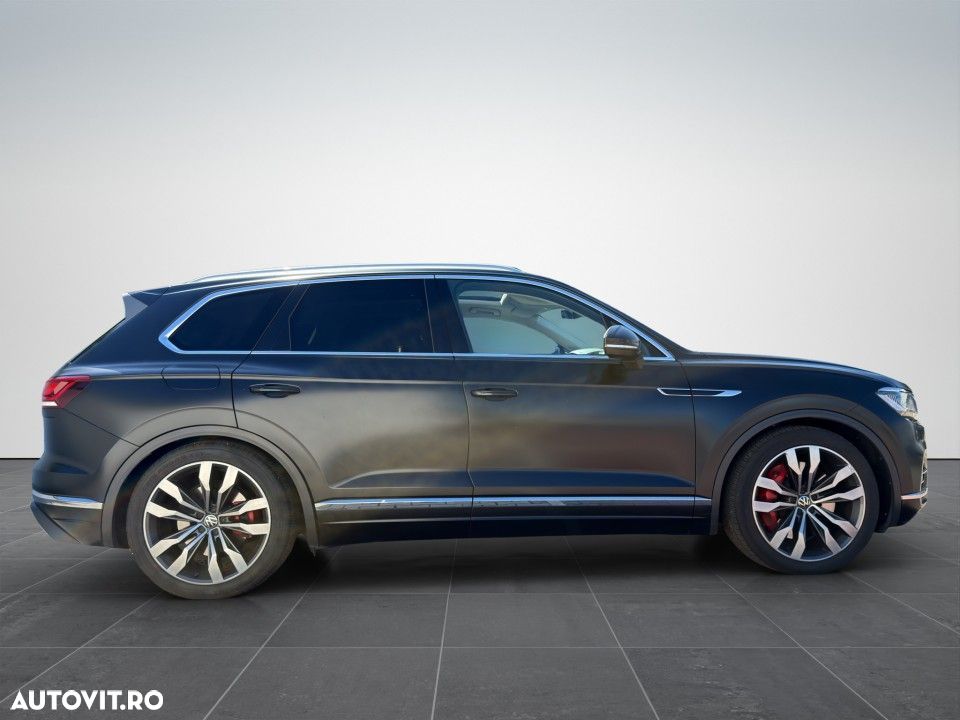 Volkswagen Touareg - 7