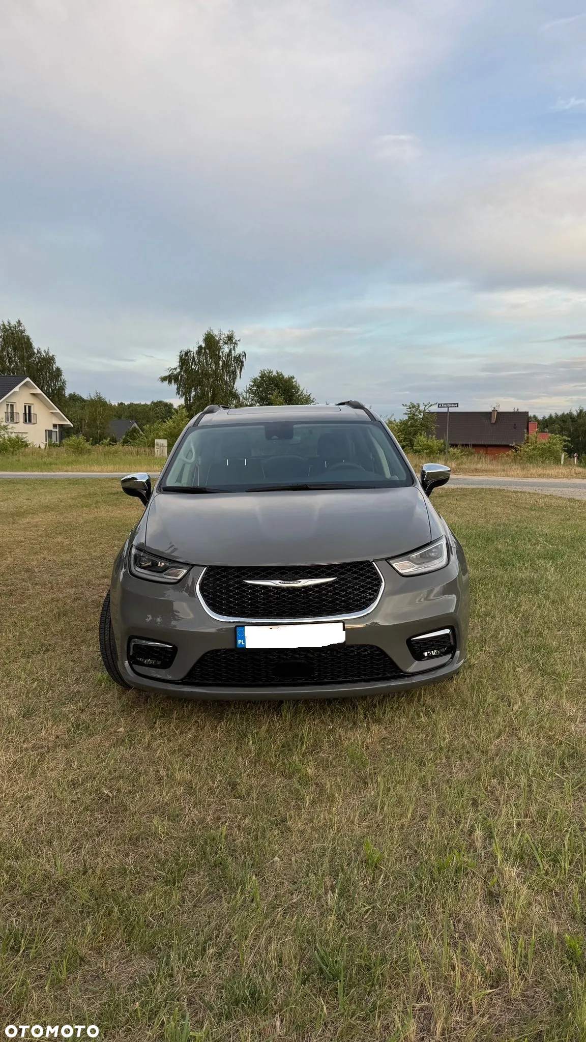Chrysler Pacifica - 10