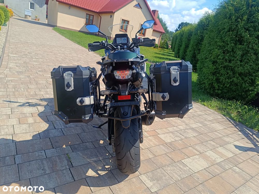 Suzuki GSX 1000 - 8