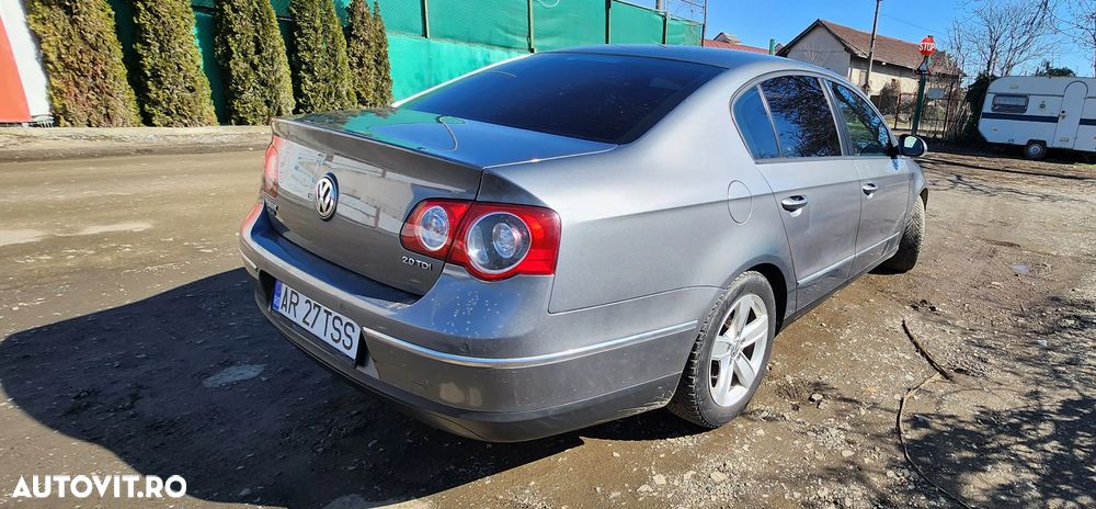 Volkswagen Passat 2.0 TDI DPF DSG Individual - 3