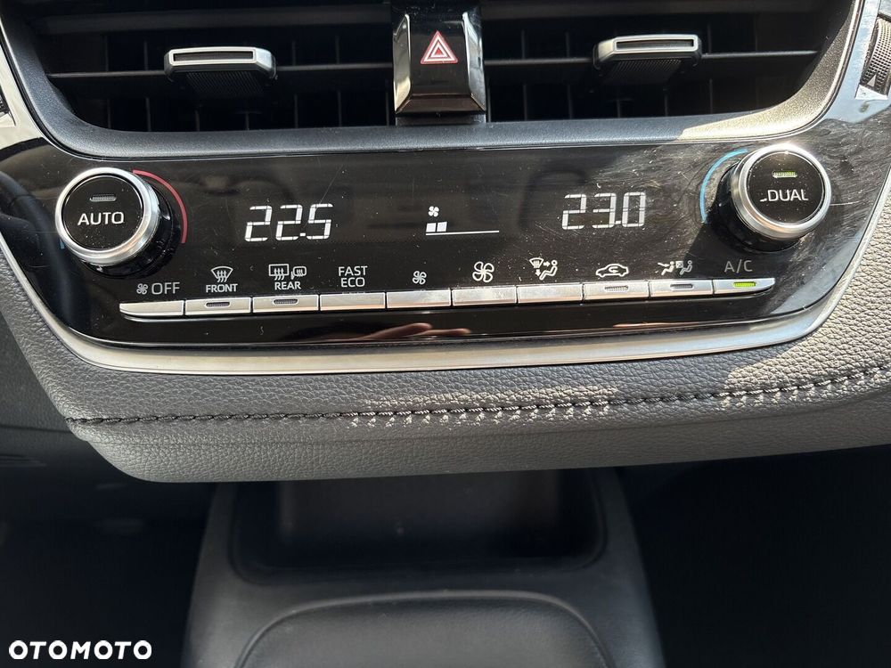 Toyota Corolla - 19